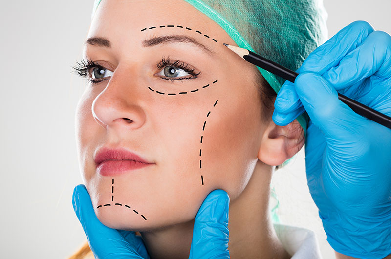 When to Choose FaceTite™ Treatment Over Facelift Surgery